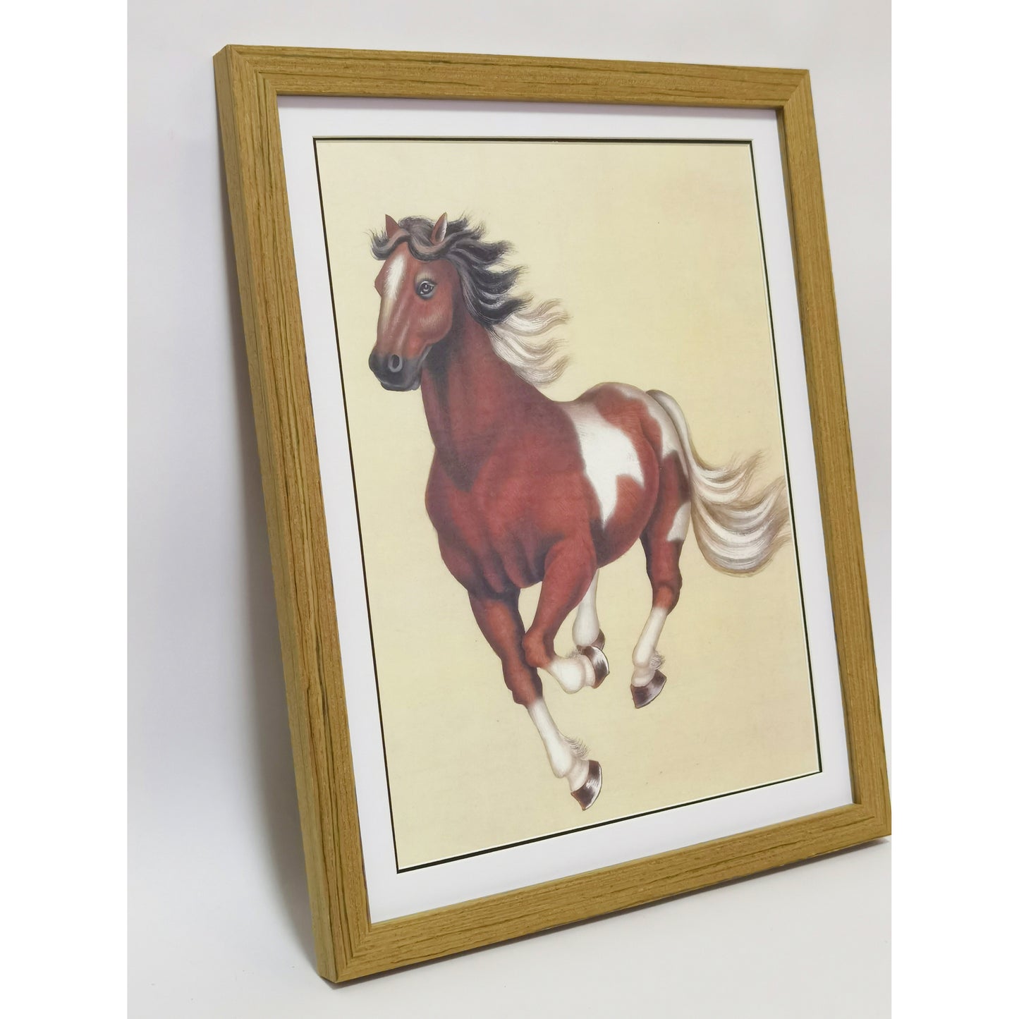 Hand-painted Clydesdale Horse Artwork – Fine Brush Technique, Premium MATT Paper, Natural Wood Frame, Multiple Sizes & Colors
