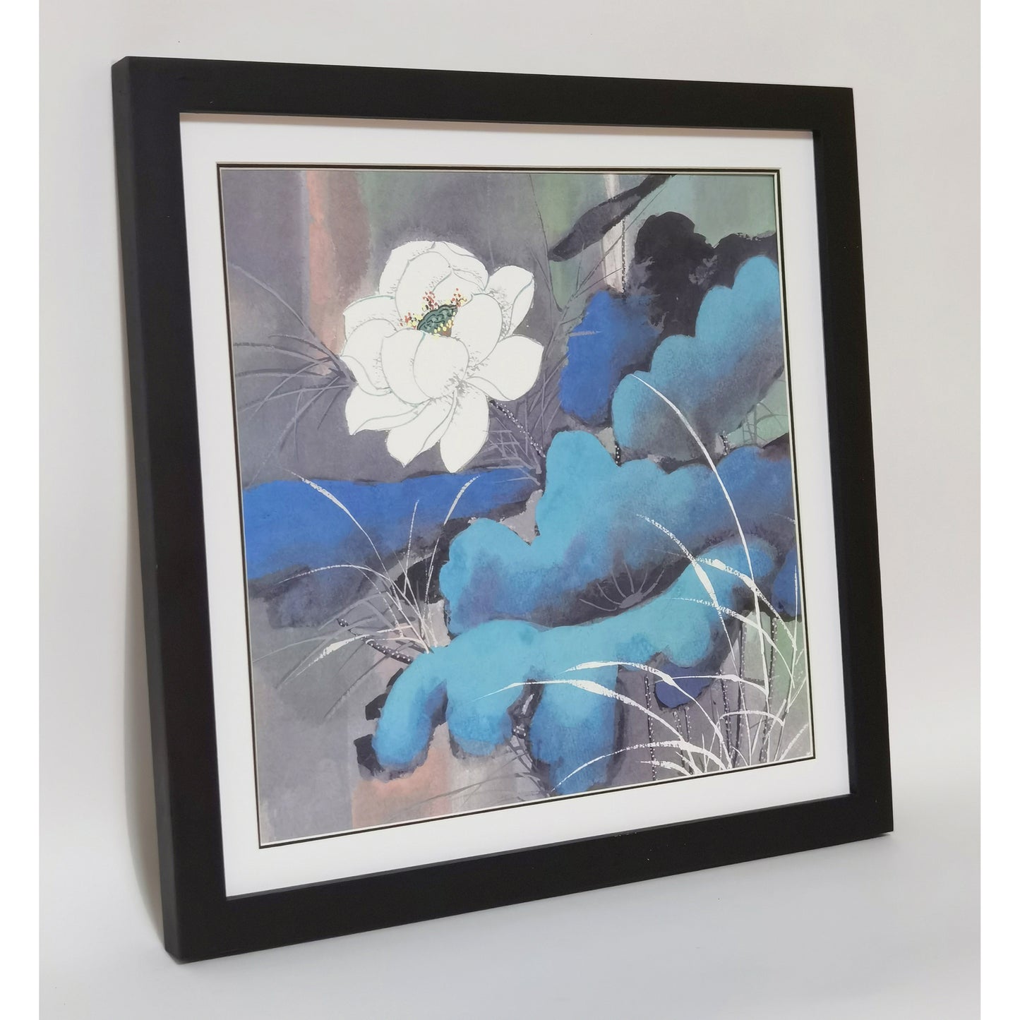 Hand-painted Pond Lily Artwork – Watercolor Technique, Premium MATT Paper, Natural Wood Frame, Multiple Sizes & Colors
