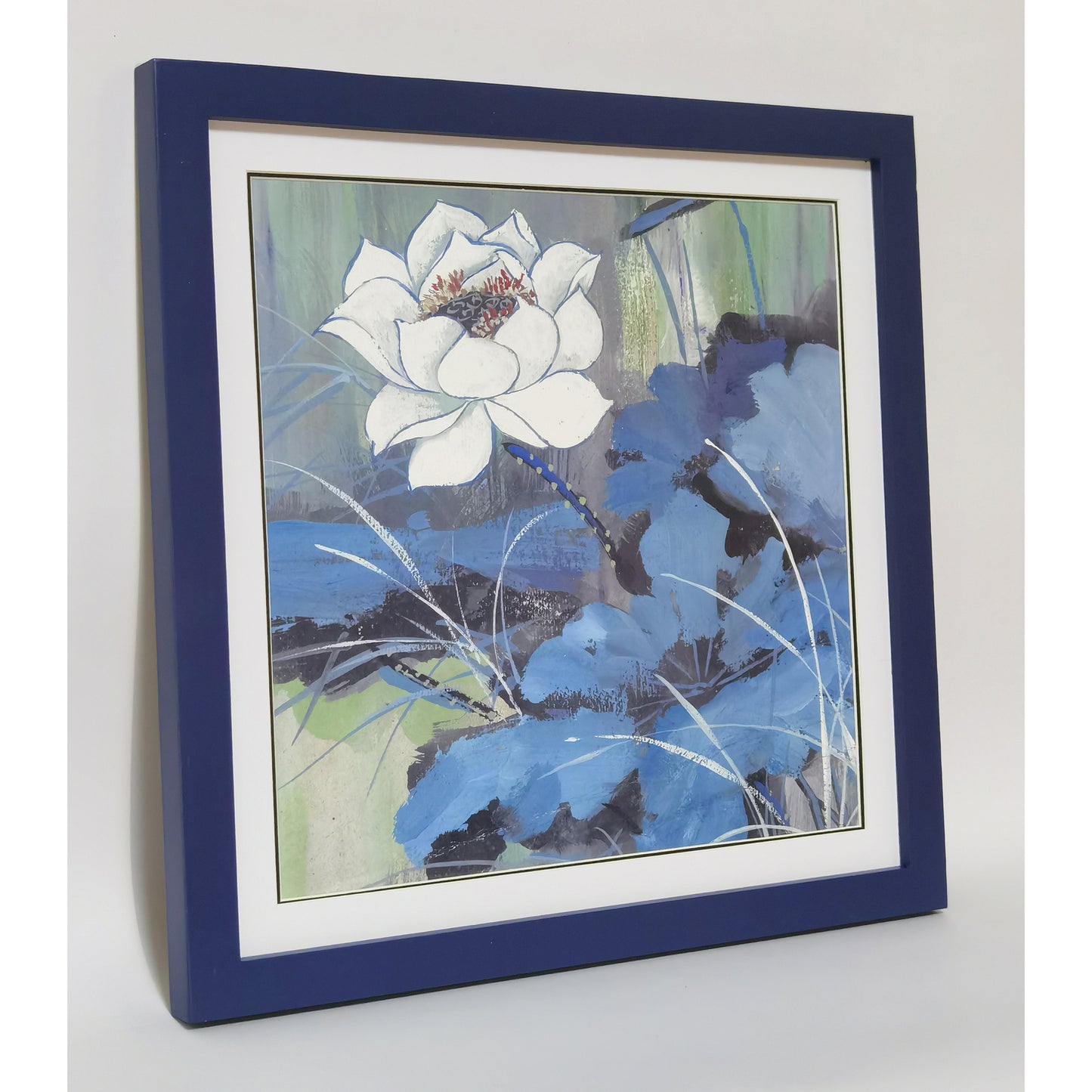 Hand-painted White Lotus Artwork – Watercolor Technique, Premium MATT Paper, Natural Wood Frame, Multiple Sizes & Colors
