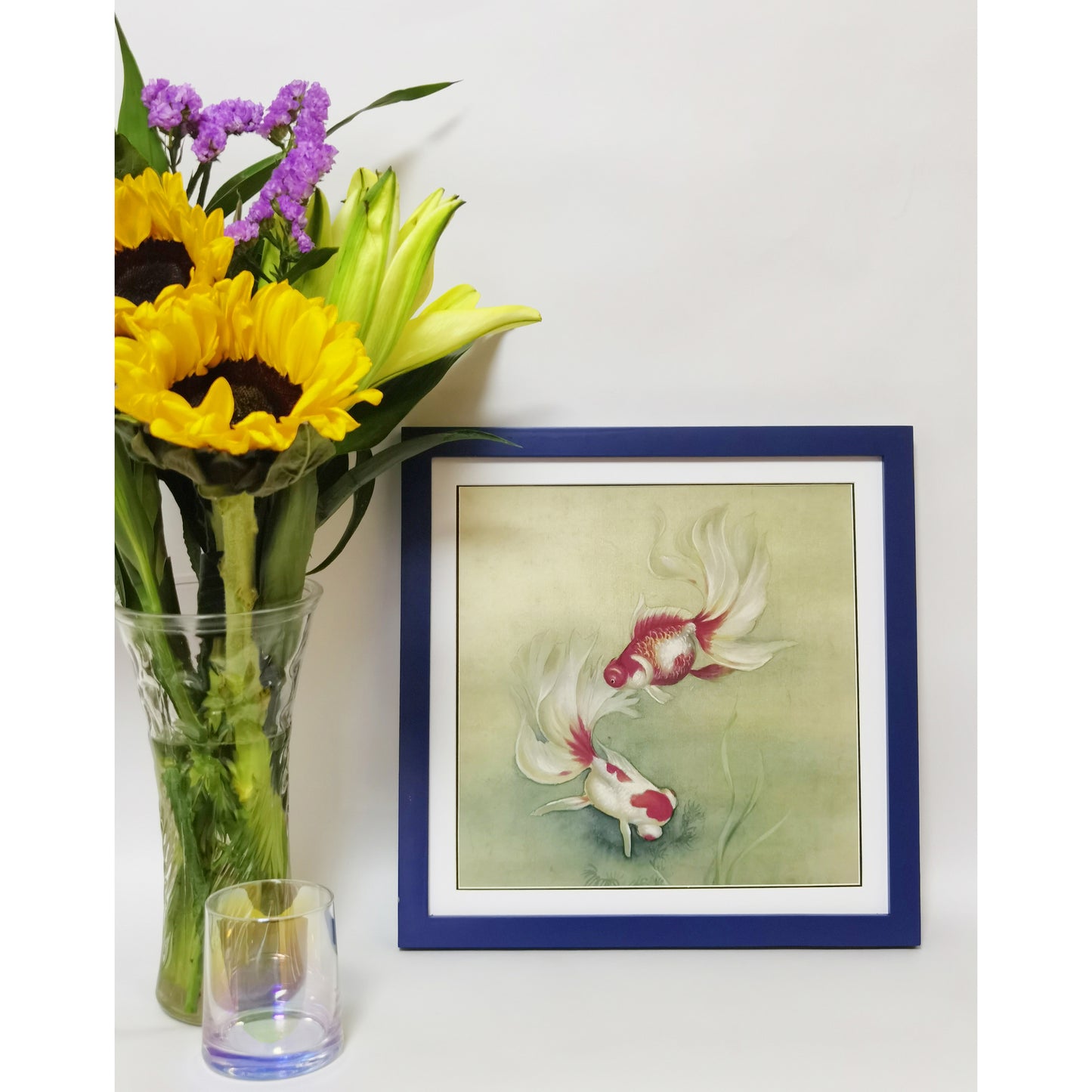 Hand-painted Fantail Goldfish Artwork – Gongbi Technique, Premium MATT Paper, Natural Wood Frame, Multiple Sizes & Colors