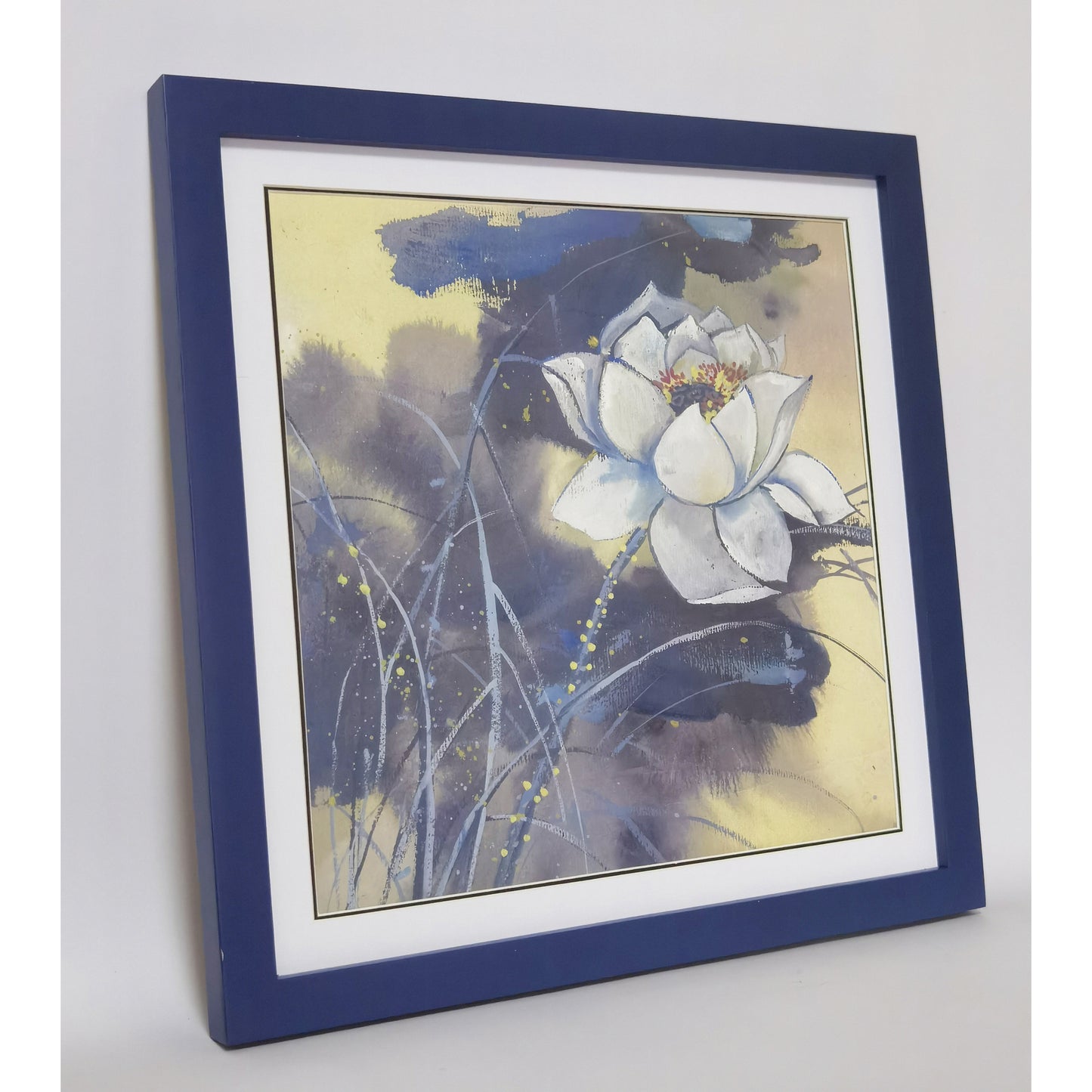 Hand-painted White Lotus Artwork – Watercolor Technique, Premium MATT Paper, Natural Wood Frame, Multiple Sizes & Colors