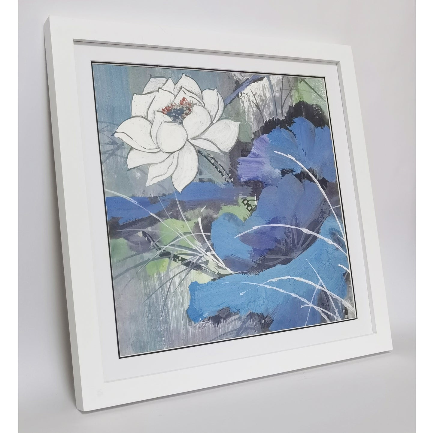 Hand-painted Lotus Flower Artwork – Watercolor Technique, Premium MATT Paper, Natural Wood Frame, Multiple Sizes & Colors